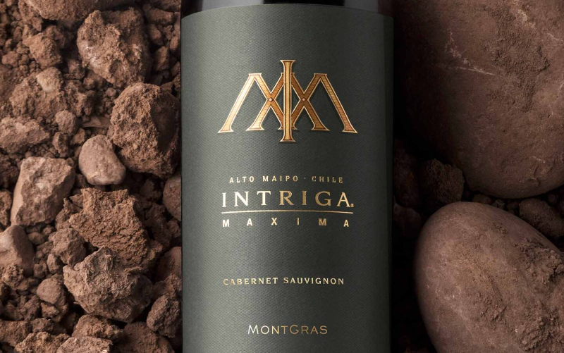 蒙特格拉斯依翠园顶级赤霞珠红葡萄酒MontGras Intriga Máxima Cabernet Sauvignon 2020-酒乐会