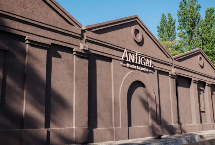 安蒂加尔酒庄 Antigal Winery & Estates-酒乐会