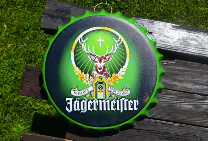 野格Jägermeister：深棕瓶里的狩猎香-酒乐会